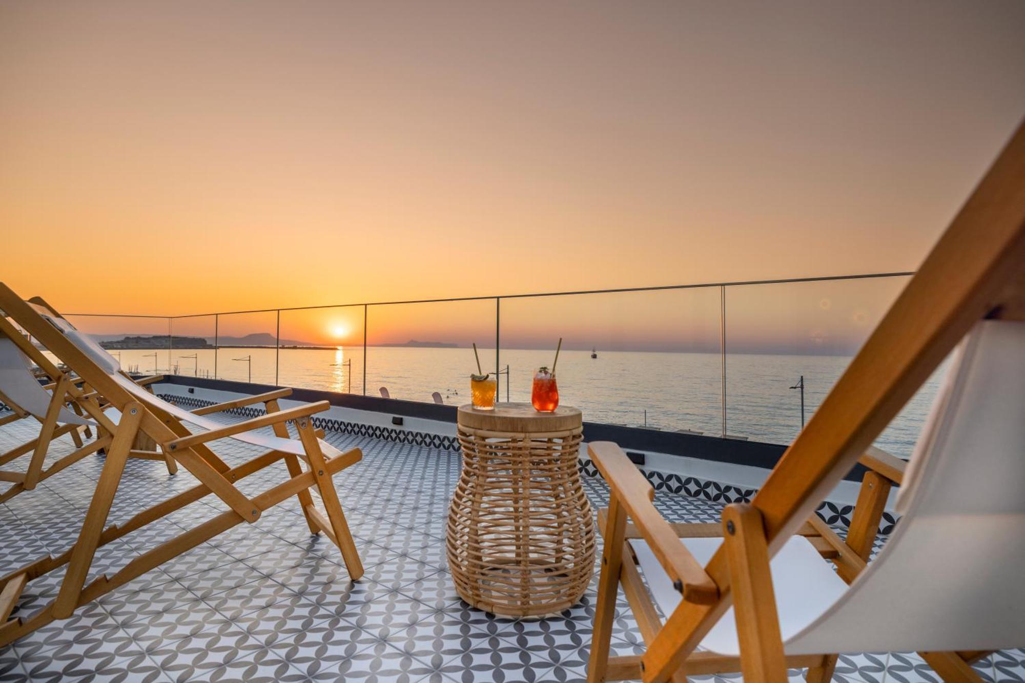 Calla Luxury Seafront Suites レティムノ エクステリア 写真