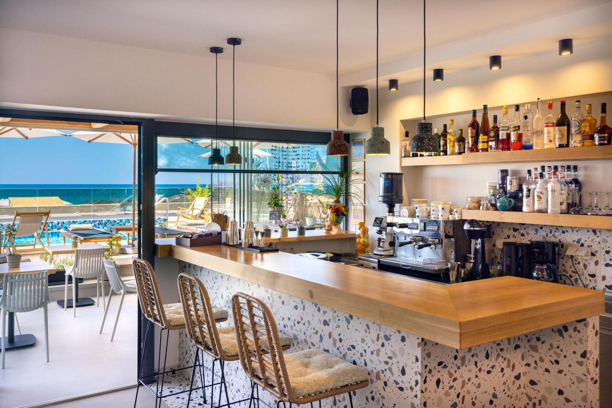Calla Luxury Seafront Suites レティムノ エクステリア 写真